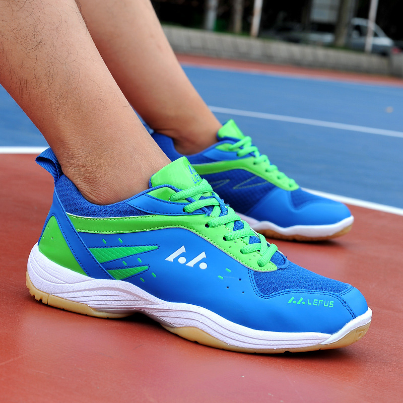 أحذية بدمينتون جديدة احترافية  - مراجعة Badminton Center وسعره